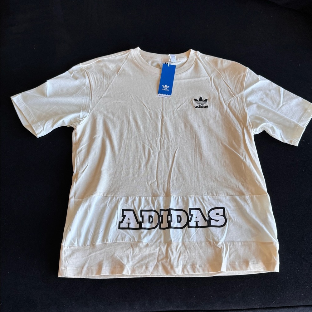 New Adidas Originals oversized t-shirt logo
